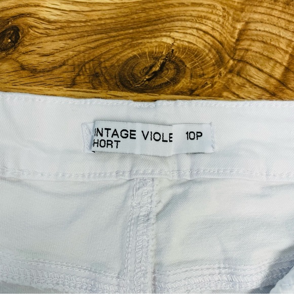 Vintage Violet Short - Picture 3 of 5